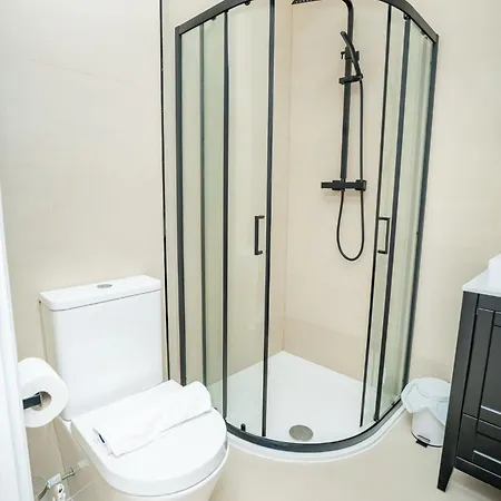 Stylish And Bright 2 Bed In Διαμέρισμα Μπέρμιγχαμ