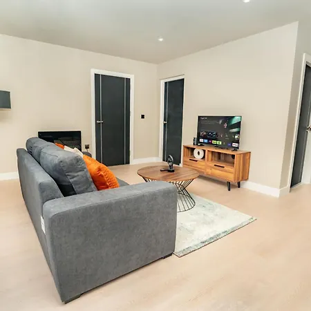 Stylish And Bright 2 Bed In Διαμέρισμα